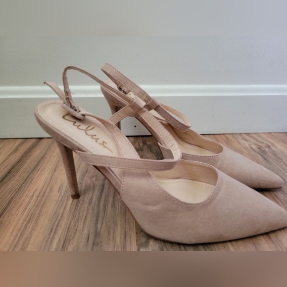 Lulus pink stiletto velvet matetial slingbacks 8.5‎ like new - Picture 2 of 6